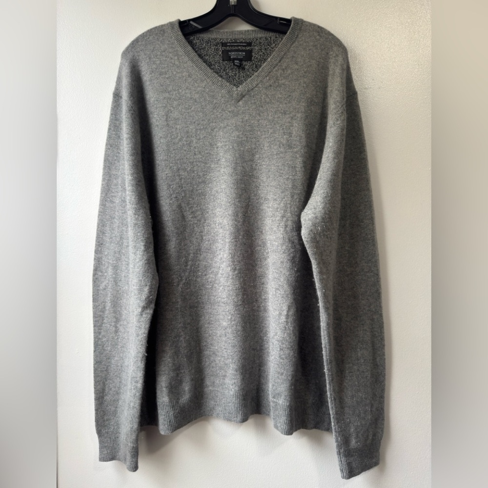 Nordstrom Men's 100% Cashmere V-Neck Sweater